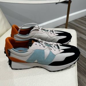 Men New Balance 327 Sneakers